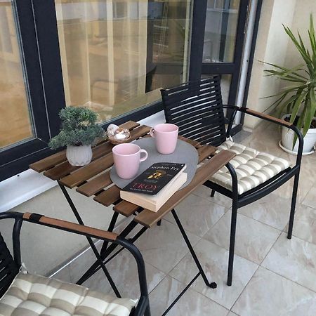 *Hot* Main Square Brand New Luxury Apartment Burgas Exterior foto